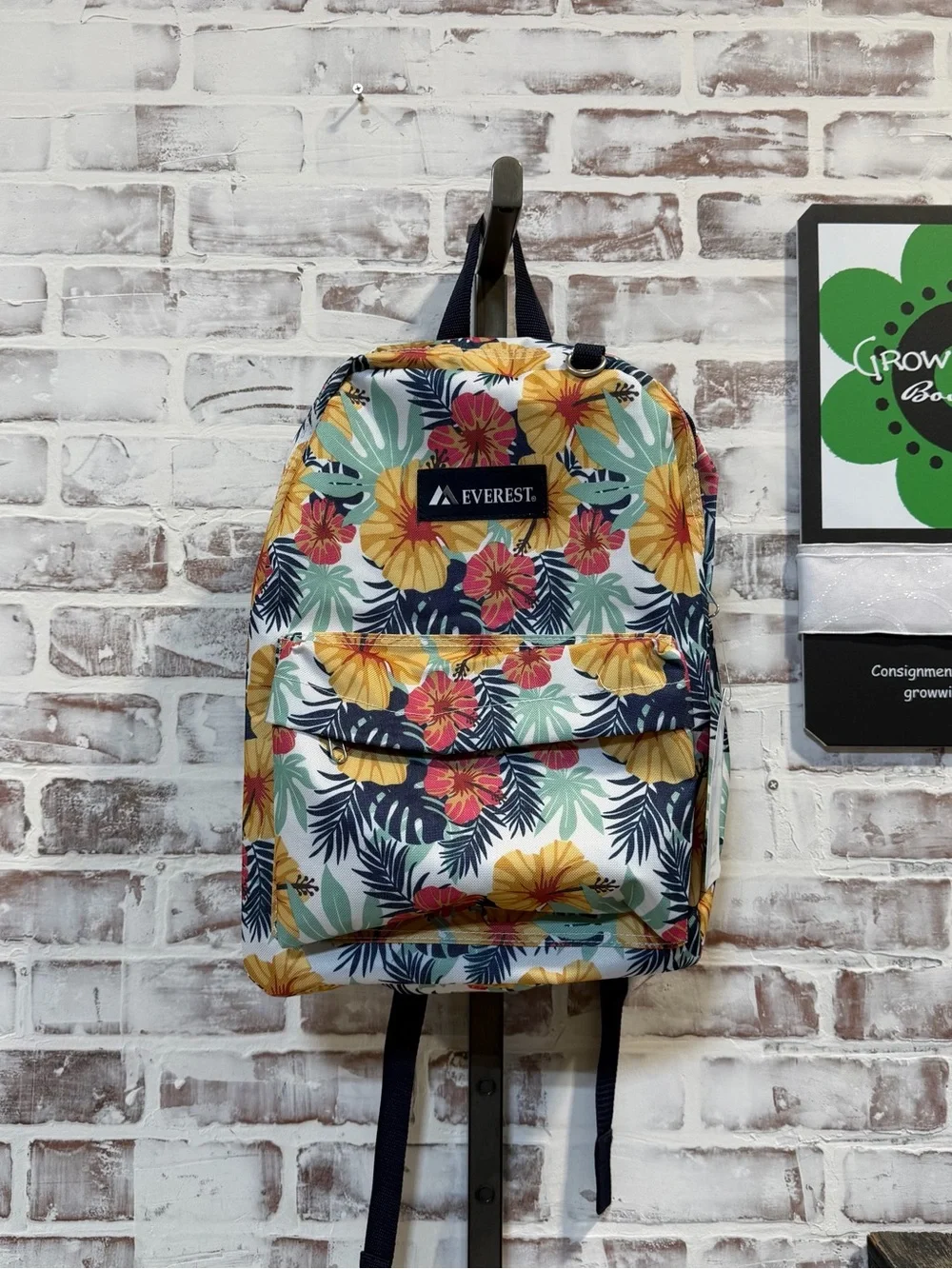 Everest women backpack